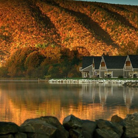 Keltic Quay Cottages & Bayfront Lodge Whycocomagh Extérieur photo