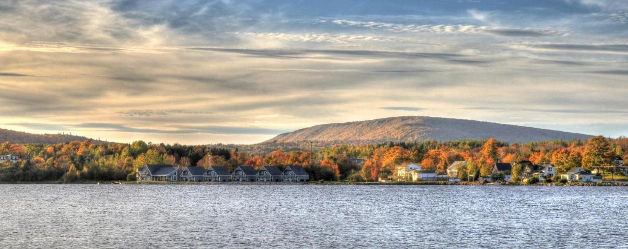 Keltic Quay Cottages & Bayfront Lodge Whycocomagh Extérieur photo