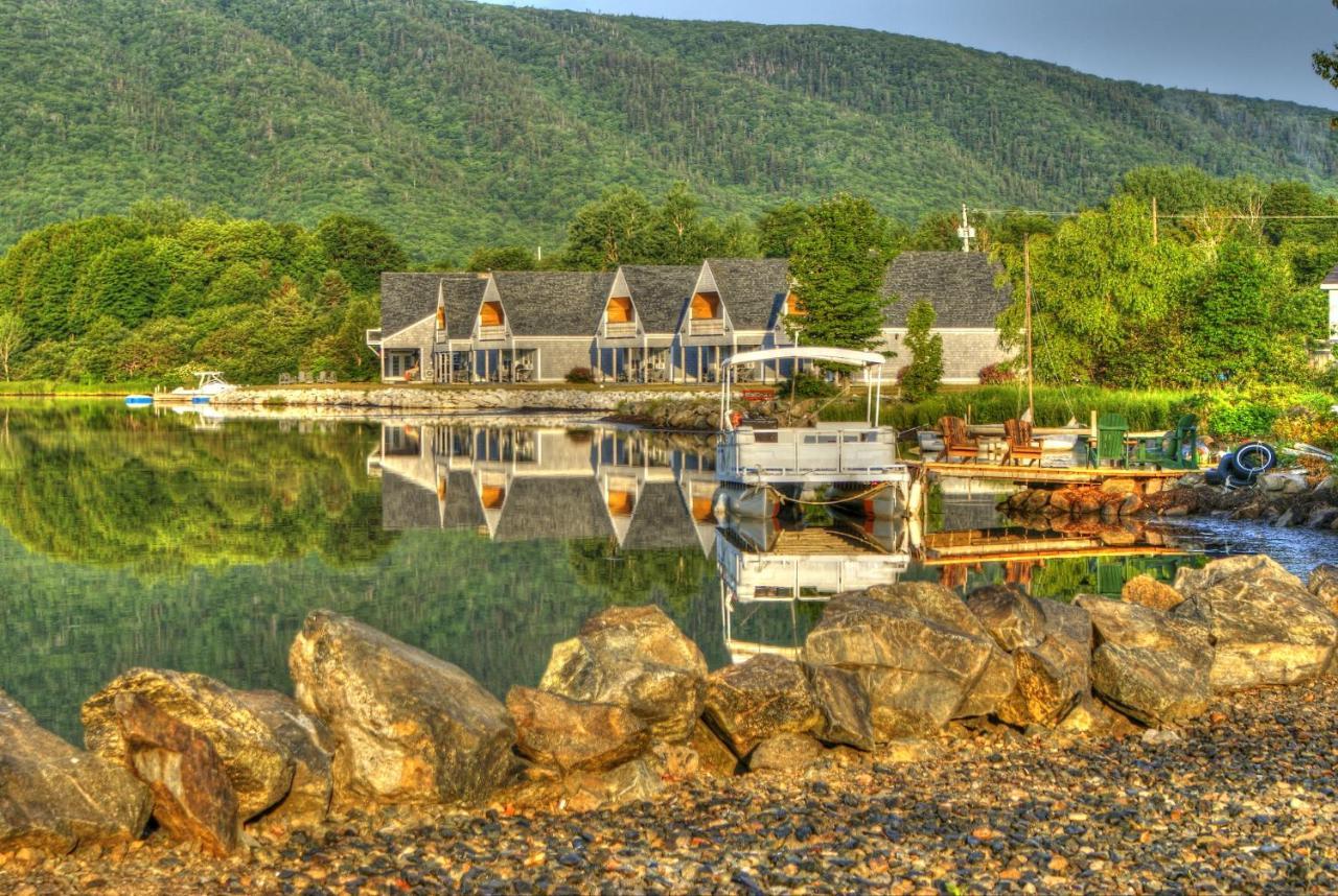 Keltic Quay Cottages & Bayfront Lodge Whycocomagh Extérieur photo
